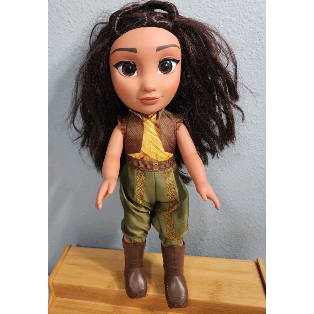 Disney Raya And The Last Dragon Warrior Play Doll With Outfit And Boots 14"